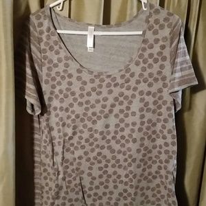 Lularoe classic top!